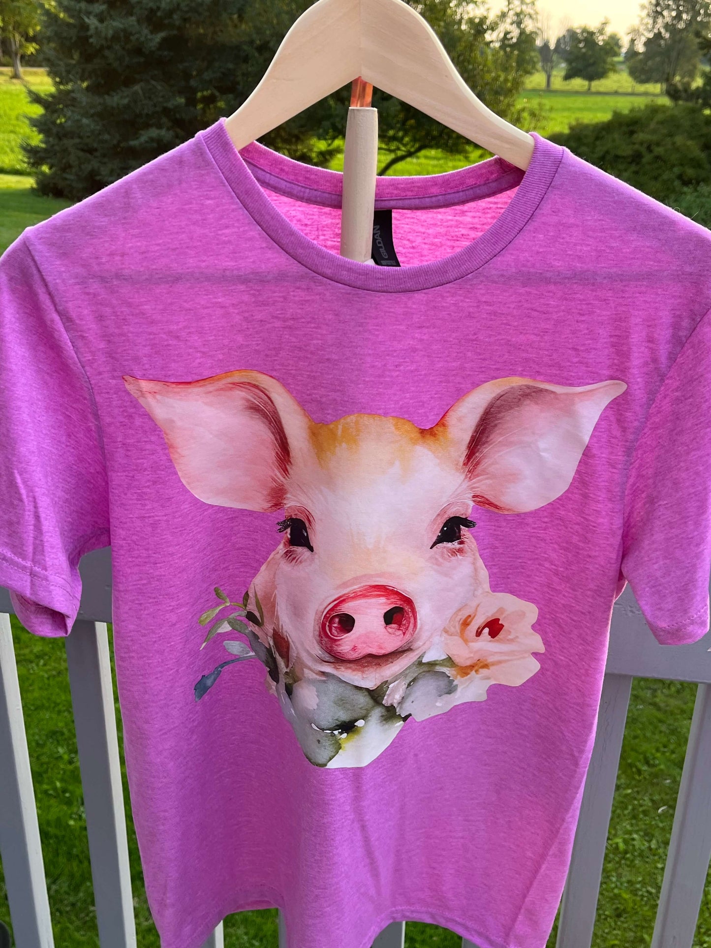 Beautiful Pink Pig T-Shirt Unisex Direct to Film Print